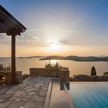 Agl Luxury Villa *