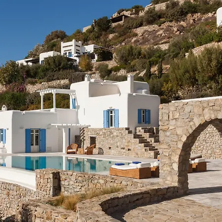 Agl Luxury Villa *