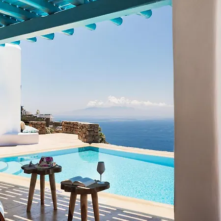 Agl Luxury Villa *